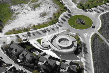 Galería de Comisaria de Policía y Protección Civil / Picado - De Blas Arquitectos  - 1