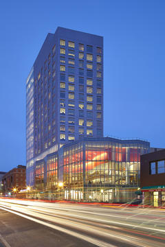 Escola de Música Berklee / William Rawn Associates
