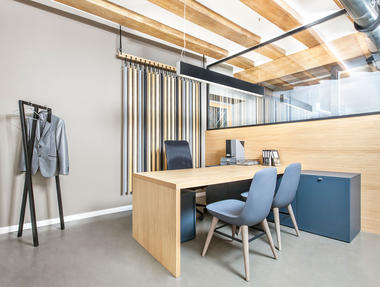 Galería de Oficinas Zapata y Herrera / Masquespacio  - 5