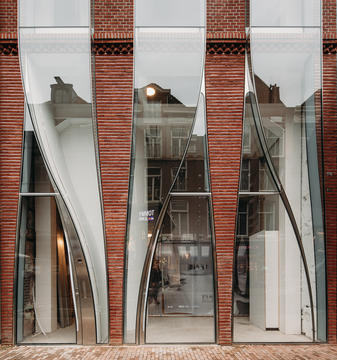 Renovação da Fachada / UNStudio