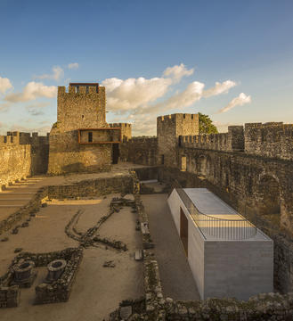 Gallery of Adaptive Reuse: 4 Projects Giving New Life to Architectural Heritage  - 2