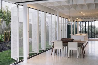 Gallery of City Beach House  / Fearon Hay Architects  - 7
