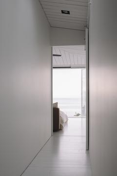 Gallery of City Beach House  / Fearon Hay Architects  - 9