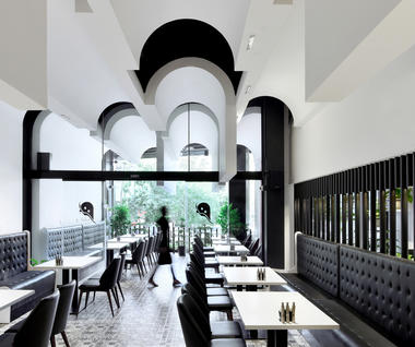 Lomenz Restaurant / Kanisavaran Architectural Group