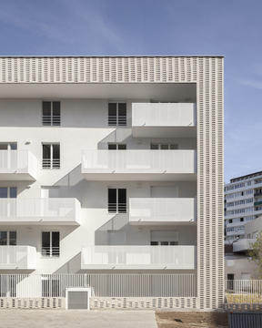 Gallery of 61 apartments in IVRY / Tectône  - 5