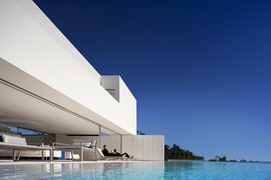 House on the horizon  / Fran Silvestre Arquitectos