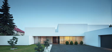 Casa en la línea del horizonte / Kabarowski Misiura Architects