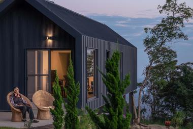 DH House / UZ architecture