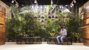 Re-Tale Store / Metropolitan Studio of Architecture