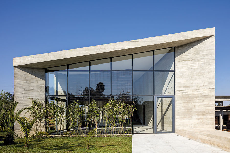 Poured Cement Homes By Anieste ArchDaily   Open Uri20200204 10537 1dpuge6