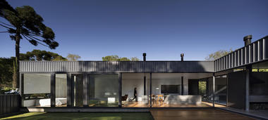Tin House  / sauermartins