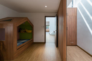 Gallery of Mom Apron House / Story Architecture  - 34