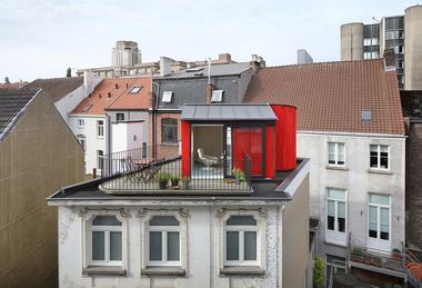 Hofstraat House Addition / Dierendonckblancke Architects