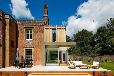Gatti House / Adam Knibb Architects