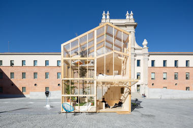 Instalación casa urbana  / MYCC