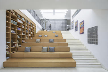 Gallery of International Department of Beijing Private JunYi Middle School / EDO ARCHITECTS  - 4