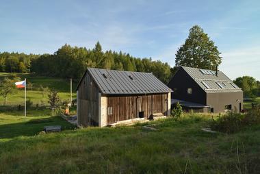 Family House Maxičky / 3+1 architekti