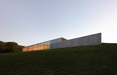 Medhurst Cellar Door and Winery / Folk Architects