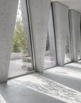Gallery of Tanzhaus Zürich Cultural Center / Estudio Barozzi Veiga  - 17