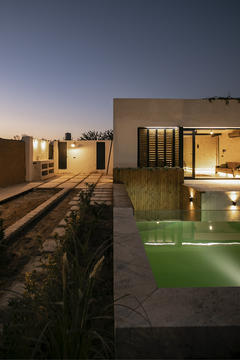 Gallery of White Villa / EZ Studio  - 8