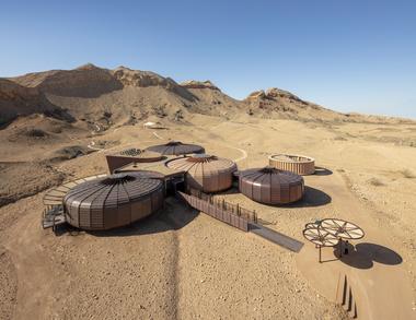 Centro de Interpretación del Parque Geológico de Buhais / Hopkins Architects