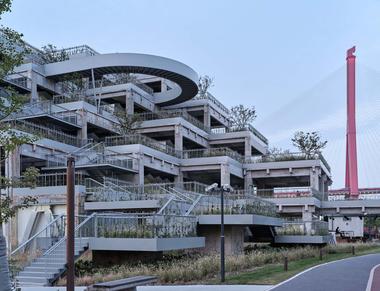 Gallery of Green Hill / TJAD Original Design Studio  - 1