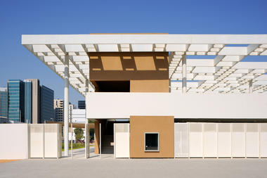Gallery of Lycée Français Louis Massignon / Segond-Guyon Architectes  - 1