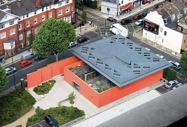 Gallery of Richard Rogers wins Stirling Prize for Maggie's Centre  - 4