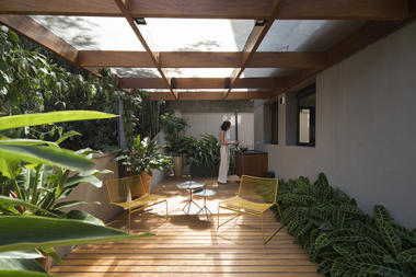 Apartamento FLO / Marina Portolano Arquitetura + Flavia Torres Arquitetura
