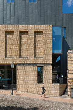 Galería de Teatr na Podoli / Drozdov & Partners  - 9