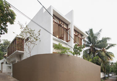 斯里兰卡现代住宅 Kodikara / Lalith Gunadasa Architects
