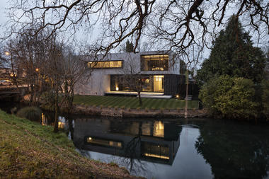 Gallery of Riverside House / Three Sixty Architecture  - 14