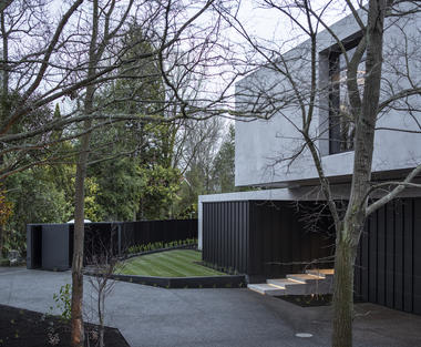 Gallery of Riverside House / Three Sixty Architecture  - 13