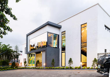Softcom Head Office / Micdee Designs