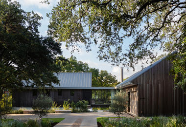 Casa Belmont Park / Tim Cuppett Architects