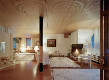 Gallery of 10 Timeless Interior Spaces From the 20th Century  - 1