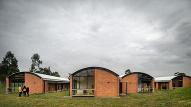 Centro de desarrollo infantil El Porvenir / Taller Síntesis