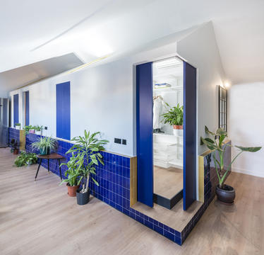 Apartment Matryoshka in Madrid / Mariana de Delás + Marcos Duffo