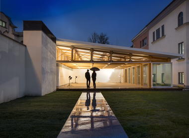 IE Paper Pavilion / Shigeru Ban Architects