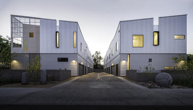 Residencias Kenneth / Chen + Suchart Studio