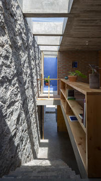 Gallery of Nakasone House / Escobedo Soliz  - 20