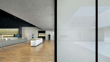 Gallery of Long Museum West Bund / Atelier Deshaus  - 12