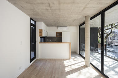 Gallery of Urban Style 2 Building / F2M Arquitectos  - 4