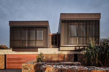 The Byron House  / Paul Uhlmann Architects