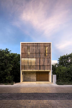 Gallery of Ciruelo 7 House / Warm Architects  - 12