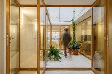 Galería de Casa CRL / RAUM 4142 Architecture Office + Javier Cabanes  - 1