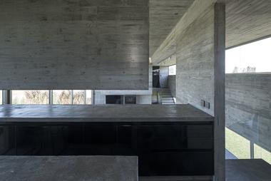 Gallery of Escobar House / Luciano Kruk  - 18