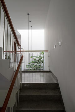 Gallery of HC House / Dom Architect Studio  - 15