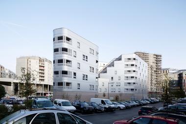 Gallery of Fair Enough Apartments / BFV ARCHITECTES  - 1