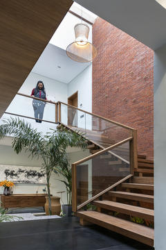 Gallery of PIXEL HOUSE / The Grid Architects  - 25